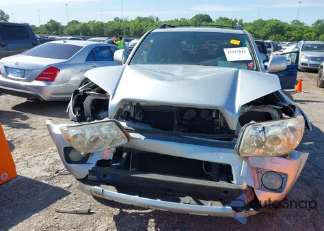 2007 Toyota 4Runner Limited V6 from USA, damaged, VIN JTEBU17R870128631